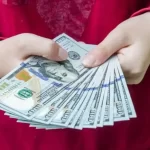 Казахстанцам предложили получить по полтора миллиона от государства