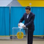 «Әділет» партиясының төрағасы Айбек Дәдебай тарихи Құрылтай сайлауында дауыс берді