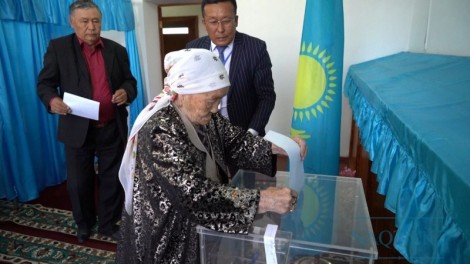 100-летняя жительница Алматинской области проголосовала на референдуме