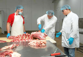 Из Карасайского района в Поднебесную отправили 20 тонн мяса