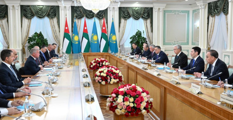 Қазақстан Президенті мен Иордания Королі кеңейтілген құрамда келіссөз жүргізді