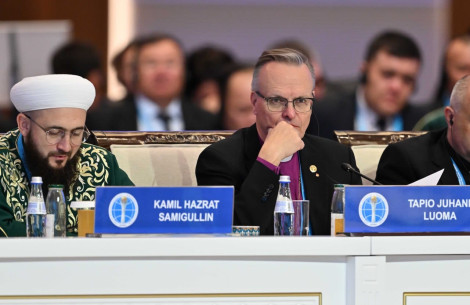 Мемлекет басшысының айтуынша, өркениеттер байланысын дамытуда, сондай-ақ адамдар мен қоғам арасындағы сенімді нығайтуда айрықша рөл атқаратын дінбасыларына зор үміт артылады