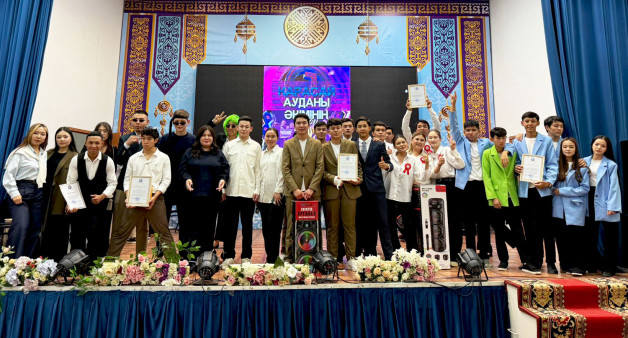 Астарлы әзіл, ащы мысқыл өзекті тақырыпқа айналды