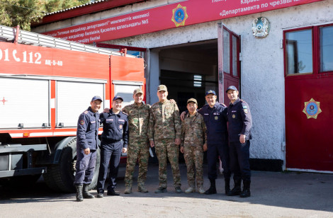 Бейбіт күннің батырлары