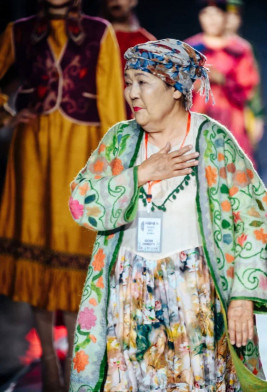 Простая сельчанка со звёздной судьбой