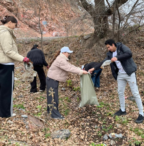 Тау бөктері қоқыстан тазартылды