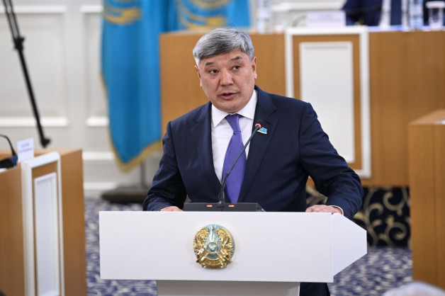 Барлық этностардың мүддесін қамтитын Халық кеңесіне конституциялық негіз беру стратегиялық тұрғыдан маңызды – Жанарбек Әшімжан