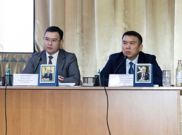 Держал отчет коллектив Карасайской ЦРБ