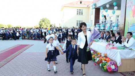 Білім күні мерекесінде мектептерде алғашқы  қоңырау салтанаты өтті