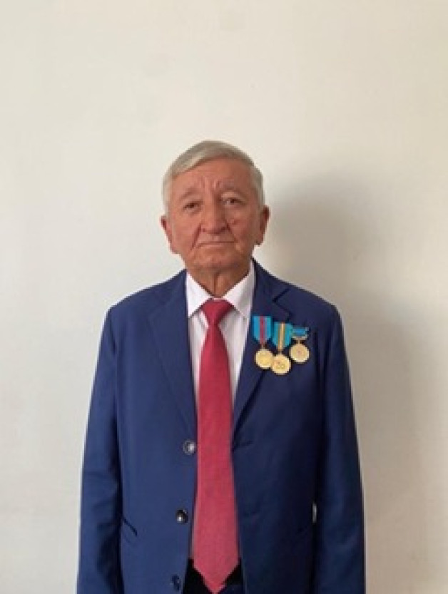 Конституцияның мәнін нақтылайды