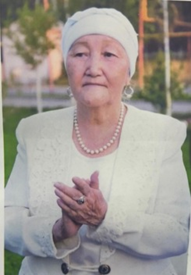 Бейбітсүйгіш ұстанымға негізделеді