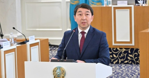 Жаңа Конституцияда өтпелі кезеңнің барлық рәсімдері, мерзімдері мен регламенттері жазылды