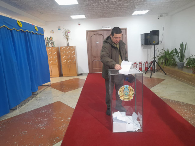 Қарасай ауданының әкімі дауыс берді