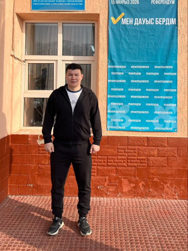 Чемпион мира Жасулан Кыдырбаев принял участие в голосовании