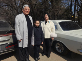 На референдум на автомобиле марки «Волга»