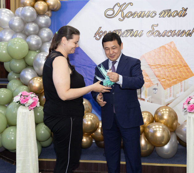 Мереке қарсаңында баспаналы болды