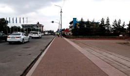 Орталық көшенің жол жиегі жөнделуде
