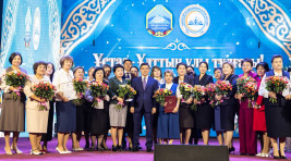 Мәртебелі мұғалімдер құрмет төрінен көрінді