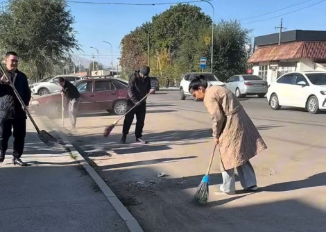Ауданда «Таза Қазақстан» акциясы жалғасуда