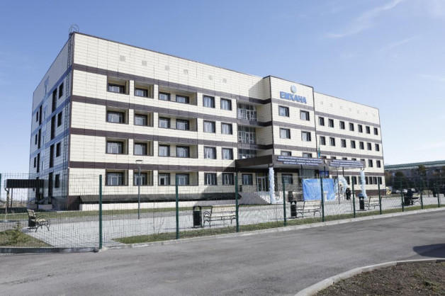 В селе Нарынкол Алматинской области открыли современную поликлинику и ветеринарную лабораторию